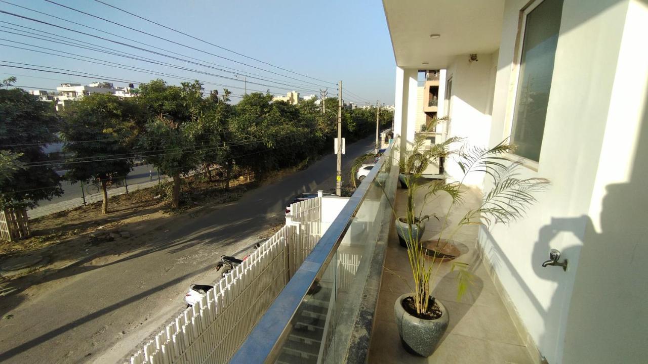 Saltstayz Sector 52 - Ardee City Mall Gurgaon Eksteriør bilde